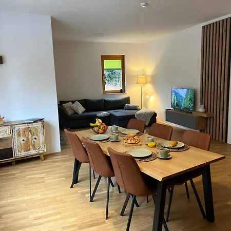Foxi Apartment, Pohorje 아파트